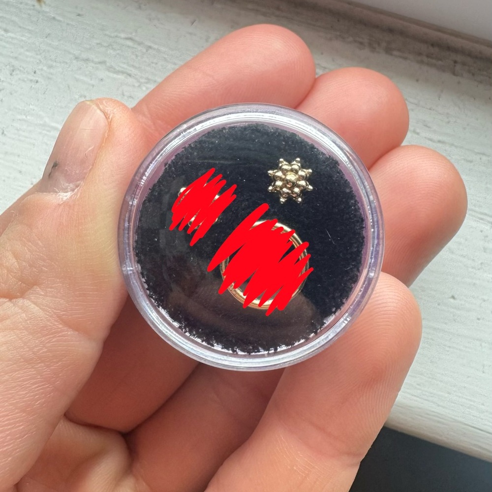 Regalia Jewelry October Burst **THREADLESS** End